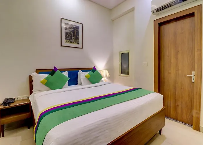 Treebo C1 Taj Nirvana